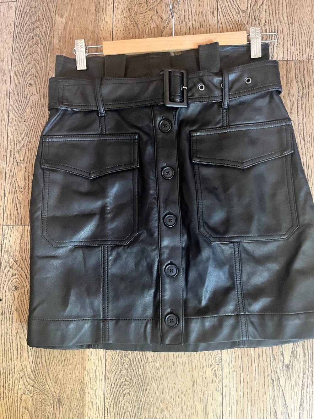 Banana Republic Women's Black Faux Leather Paperbag Belted Mini Skirt NWT Sz 4